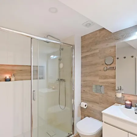 Apartmán Travessa House T2 Center - With 2 Bedrooms - By Guest *