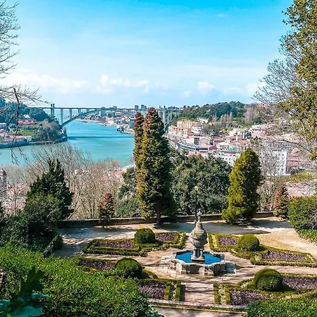 Daire Travessa House T2 Center - With 2 Bedrooms - By Guest Porto