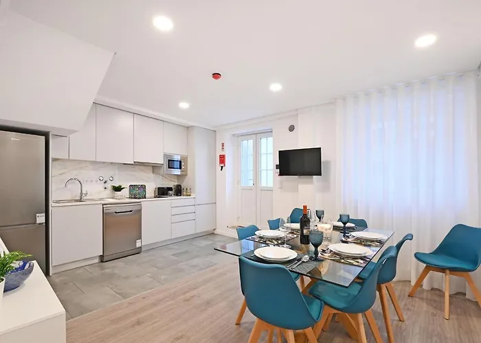 Travessa House T2 Center - With 2 Bedrooms - By Guest * Porto